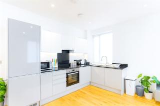 Camden Escape - Birmingham - 2 Beds - Contractors - 4