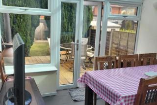 Cottage - Sleeps 4 - Garden - Parking - 7