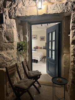 Blue door apartment - 7