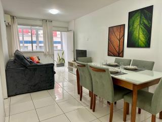 Quadra mar com vista lateral em BC - 0