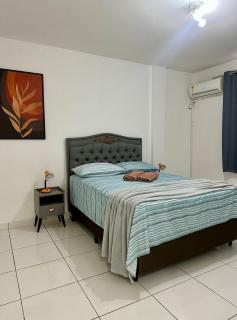 Quadra mar com vista lateral em BC - 1