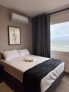 Amplo apê beira mar com vista em BC - 1