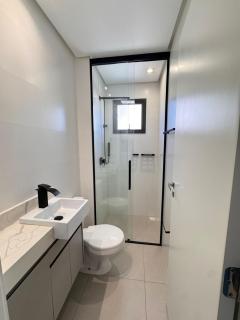 Praia Brava - Central entre Itajaí e BC - 2 Qts e Ar - 5