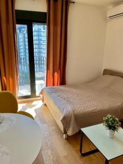 Sunny, cozy apartment in the very center - 5