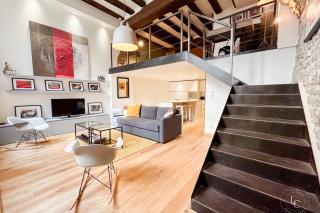 Les Maries - Magnifique T2 refait à neuf - hypercentre - 9