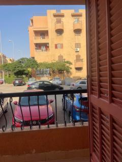 Cozy New Cairo Stay - Steps from garden 8 - 2