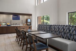 Holiday Inn Express Hotel & Suites Columbia-I-20 at Clemson Road by IHG - 2
