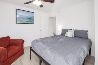 Deep Blue, Family Friendly, Renovated, Pets Welcome - 8