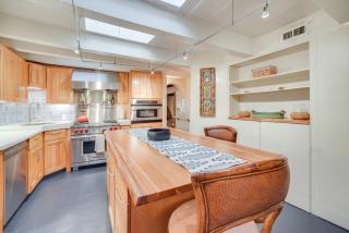 Rustic Adobe-Style Home with Hot Tub in Santa Fe - 5