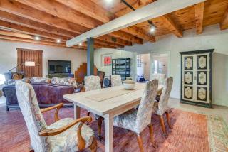 Rustic Adobe-Style Home with Hot Tub in Santa Fe - 1