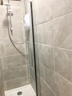 AwayOnBusiness Spacious Detached Highfield House - 6