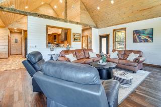 Upscale A-Frame Escape with Lake Access in Quinton! - 5