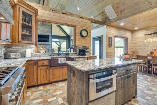 Upscale A-Frame Escape with Lake Access in Quinton! - 2