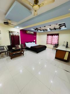 HOTEL GOLDeN PARK - 6