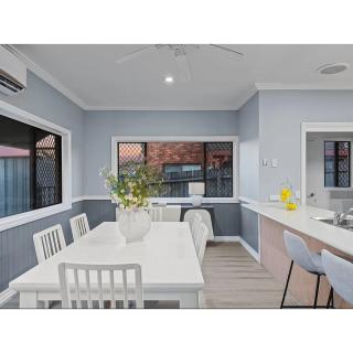 Spacious Family Retreat in Perfect Location! - 5