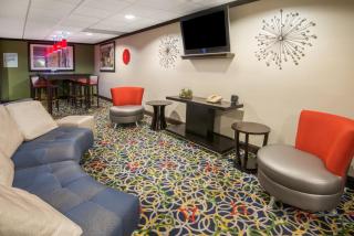 Holiday Inn Express Cleveland Airport - Brook Park by IHG - 2