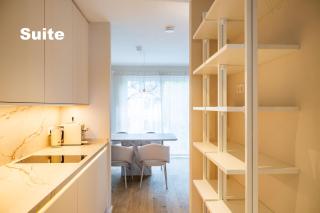 Lindgold Apartments - 8