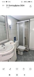 Alexjean cosy apartment close to beach and Dapia - 9