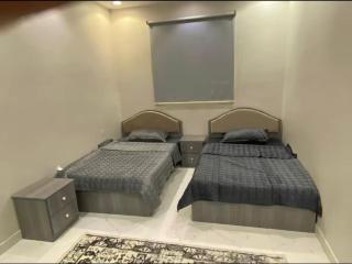 شقق السلام ثلاث غرف نوم حمامين وصالة ومطبخ6-j - Gedda - 8