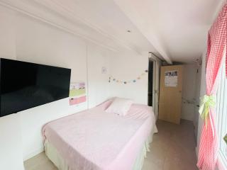 Habitación con baño y cocina - 7