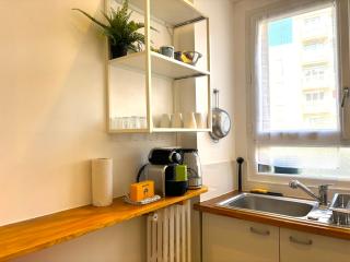 Vintage - 3 bedroom apartment, RER B 200 m away - 1