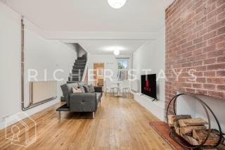 Homely 3-Bedroom Retreat with Garden & Living Room - 0