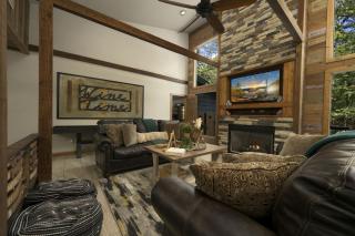 Pet Friendly Paradise in the Southern Hills of Hochatown, Oklahoma, Perfect for a Weekend Escape - 6