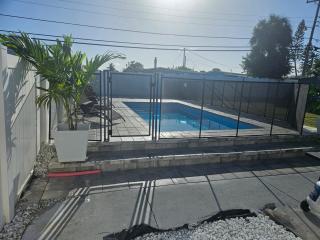 Heated Pool Home 10 miles Beach 3 miles IMG - 3