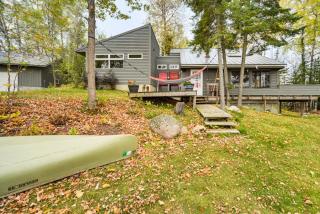 Private Peninsula! Modern-Rustic Fall Lake Cabin - 6