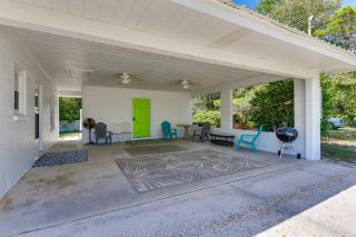 Stroll to Shore: Preppy & Playful Escape in PCB! - 8