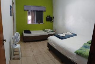 Jams Hostel - Pousada perto da Ufcat - 0