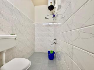 Yepplo Holiday Home - Traditional 2BHK Wooden House - Laban, Shillong - 9