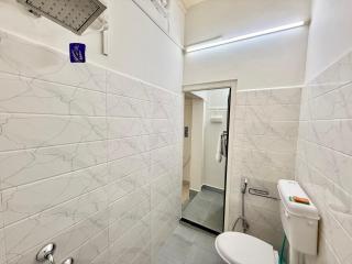 Yepplo Holiday Home - Traditional 2BHK Wooden House - Laban, Shillong - 8