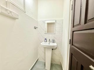 Yepplo Holiday Home - Traditional 2BHK Wooden House - Laban, Shillong - 7