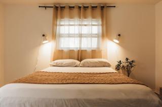 WabiSabi SoCo Magic Garden with FirePit, 3BR, by Eatery and Shopping - 6