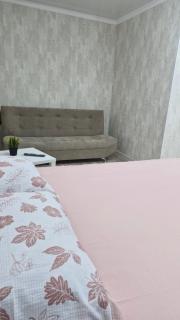 1 комнатная квартира ,в центре города - 3