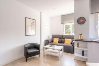 LU&CIA Calle Salitre - 1