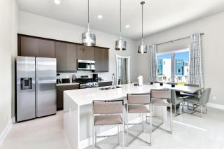 Upscale Condo With Pool Table Near Disney With Resort & Waterpark Access - B17-233 - 7