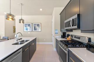Spacious Condo Near Disney With Resort & Waterpark Access - B21-117 - 4