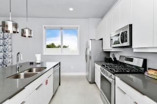 Sleek Condo near Disney with Resort & Waterpark Access - B26-108 - Kissimmee - 5