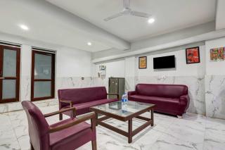Super OYO Townhouse Anmol Residency - 5