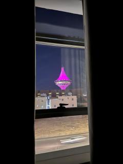 شقة فندقية مطلة على البرج - 1