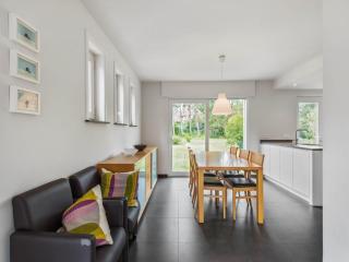 Chez Nous - 1
