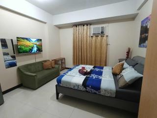 Condo Unit walking distance to Manila Airport (NAIA Terminal 3) - 2