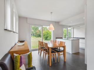 Chez Nous - 8