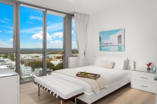 Stunning Ocean View Private Residence at The Setai - 2002 - 5