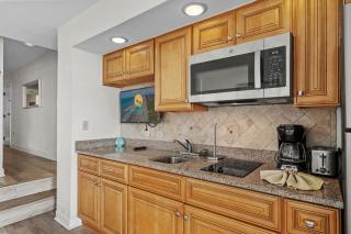 Beach Cove Resort Unit 909 - Oceanfront - 2