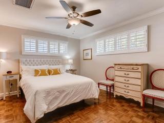 Tranquil Desert Oasis with Pool - 6