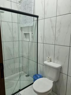 Pousada Quarto Standard com ar ,tv Wi-Fi Garagem gratuita - 1