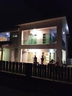 Marina Island Seafront Villa by Monte Villas - 6